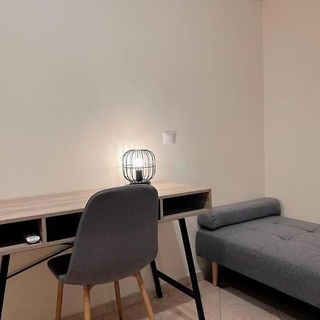 Charming 2Bedroom Apartment With Parking Athen Exterior foto
