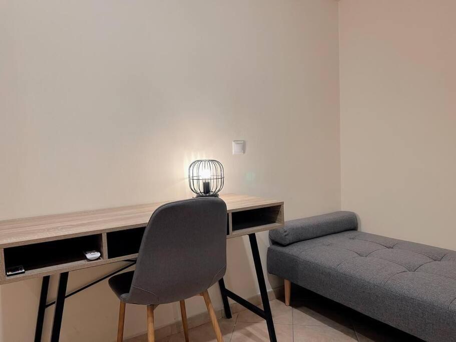 Charming 2Bedroom Apartment With Parking Athen Exterior foto